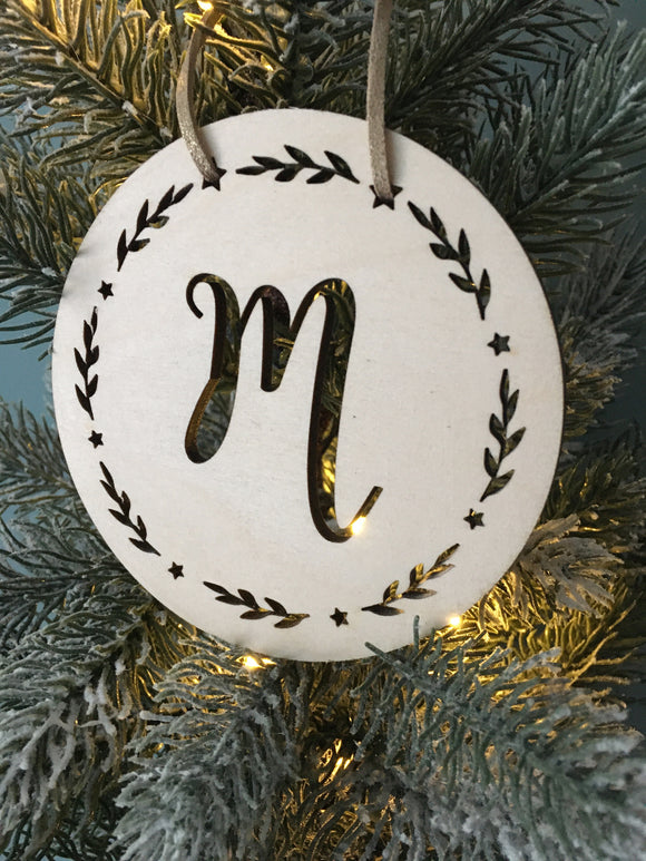 INITIAL WREATH HANGING BAUBLE