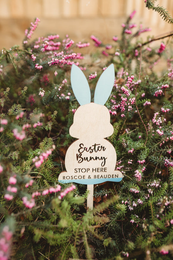 EASTER BUNNY STOP HERE STAKE